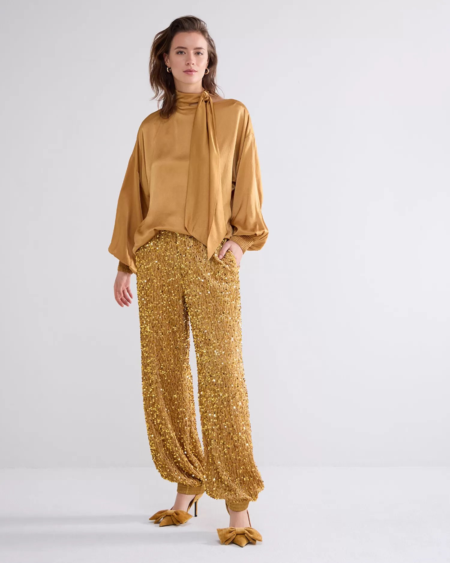 DAMES Summum Glanzende Top Met Strik