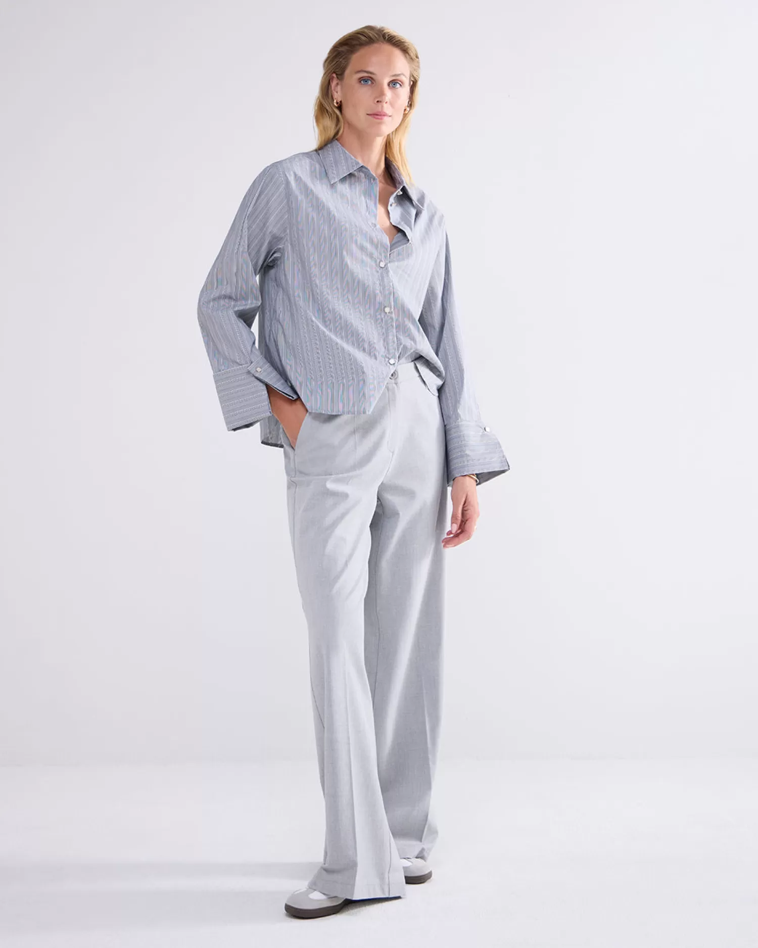 DAMES Summum Losse Blouse Met Luxe Knopen