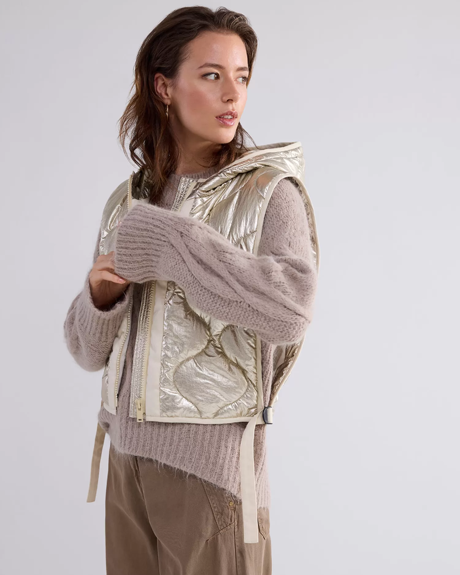 DAMES Summum Metallic Mock Collar